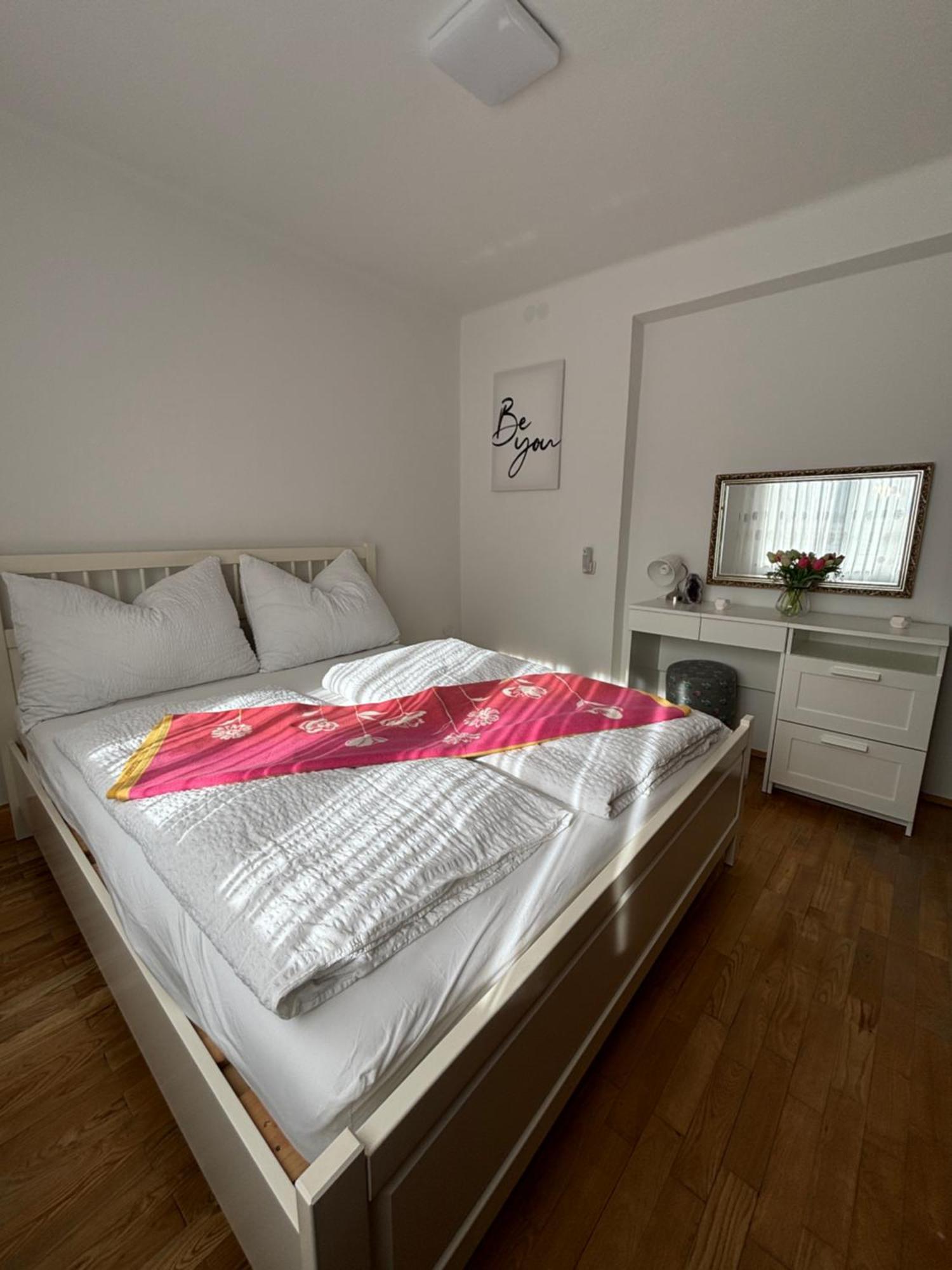 גמונדן Wohnung See- Und Bergnaehe מראה חיצוני תמונה